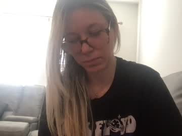 texas_blonde's chat room