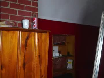 elfenemma's chat room