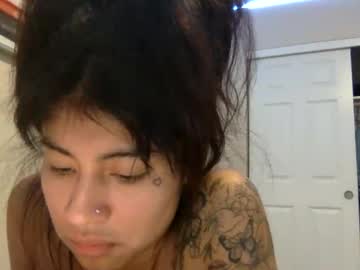 pretty_girl828687's chat room