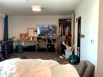 intothewoodswego's chat room