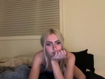 chloeros3e's chat room