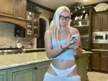 chloexbabe's chat room