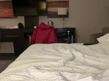 mr_mrs_glitter's chat room