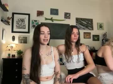 hannahtaylorr's chat room