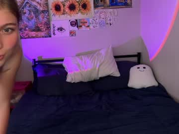 elliee81's chat room