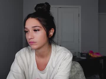 prettygirll23's chat room