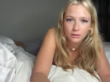 korinaluvv's chat room