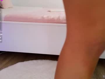 ilikeithaard's chat room