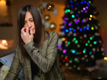 newchloe18's chat room