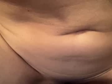 summer_isla's chat room