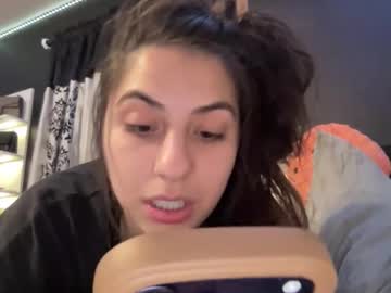 avamonroexo's chat room