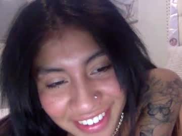 pretty_girl828687's chat room