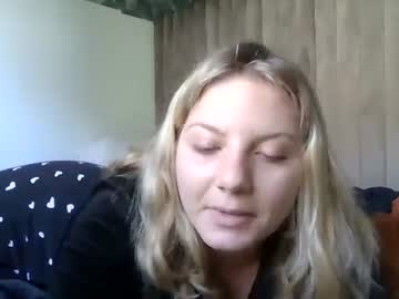 glowandsmoke's chat room