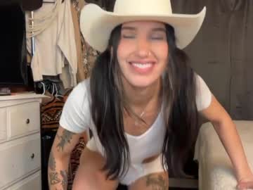 ella2sweet's chat room