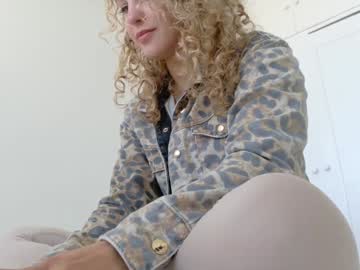 theislandgirl's chat room