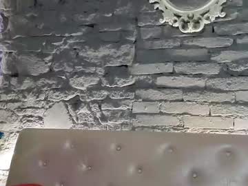 vixvixenn's chat room