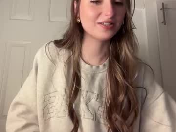 fantasyella's chat room