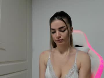 adventurina's chat room