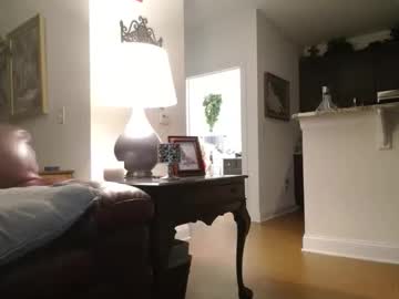 hotblondemilf1962's chat room