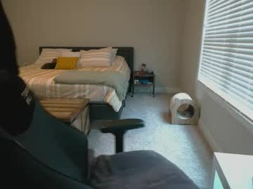 valerysquirt_19's chat room