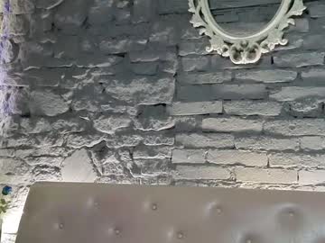 vixvixenn's chat room