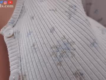 serareads's chat room