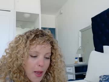 theislandgirl's chat room