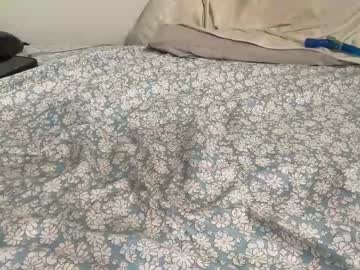 publicuniversalpussy's chat room