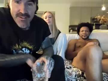 taylorxxxrae's chat room