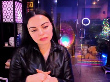 alma_pearl's chat room