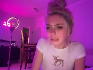 chloeros3e's chat room