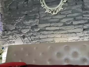 vixvixenn's chat room