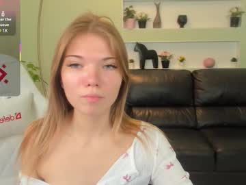 michafox's chat room