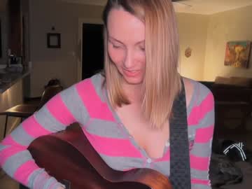 kaileeshy's chat room