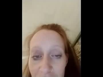 redheadascending's chat room