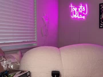 therosiecheeks's chat room