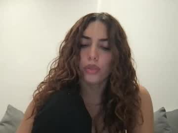 bbypiamia's chat room