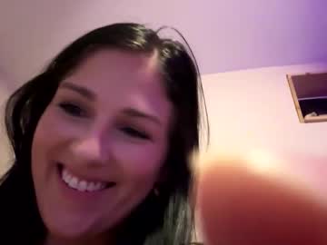 innocentlilsarah's chat room