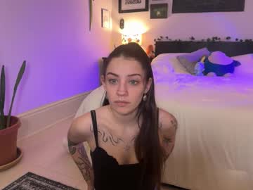 hannahtaylorr's chat room