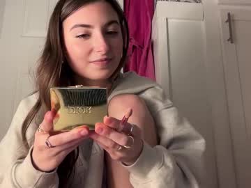 fantasyella's chat room