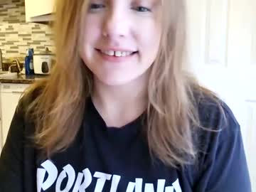 tinywithtiddies's chat room