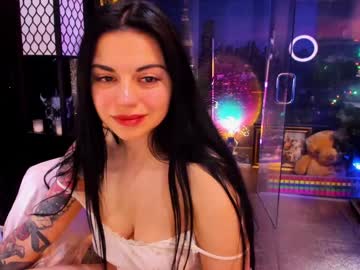 alma_pearl's chat room