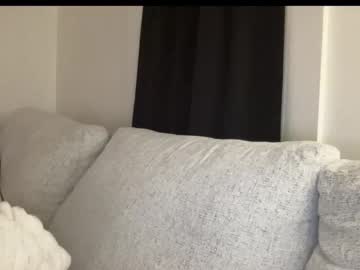 laylahlaylah1's chat room