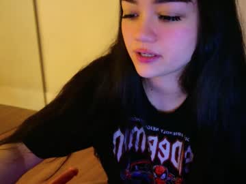 annatigarr's chat room