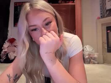 kenziesmithh's chat room