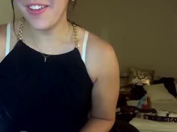 laineylifts's chat room