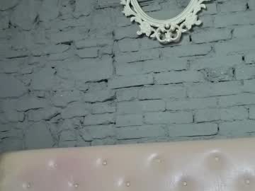 vixvixenn's chat room