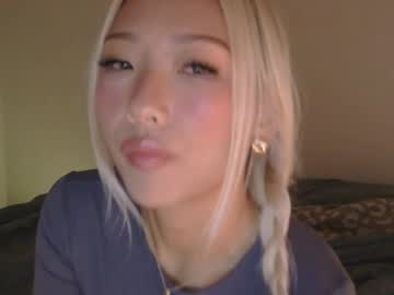 vivianwinters's chat room