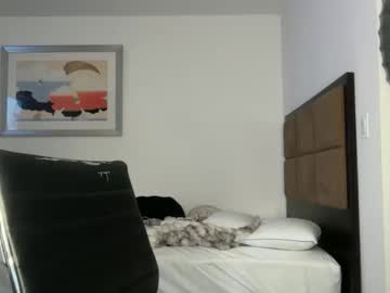 dollyrhodesss's chat room