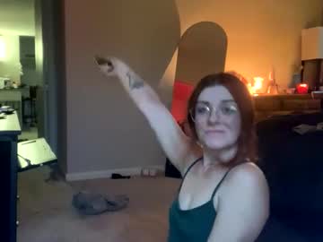 intothewoodswego's chat room